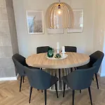 Traumhaus Mit Sauna Und Kamin Σπίτι διακοπών *