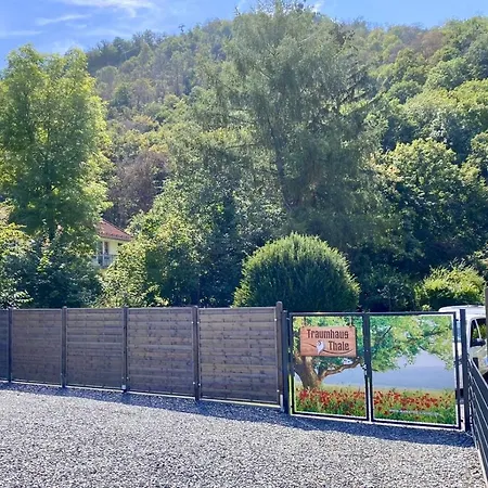 度假居 Traumhaus Mit Sauna Und Kamin 塔勒