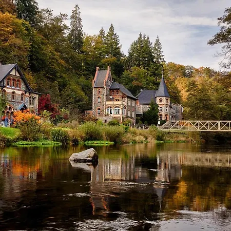 Dom wakacyjny Traumhaus Mit Sauna Und Kamin