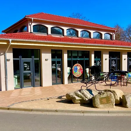 Traumhaus Mit Sauna Und Kamin * ثال