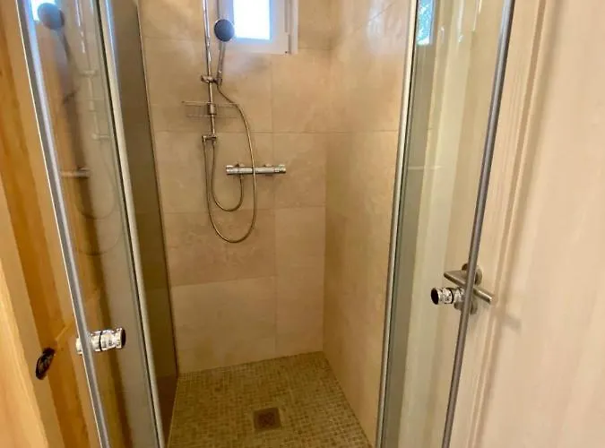 Traumhaus Mit Sauna Und Kamin Тале