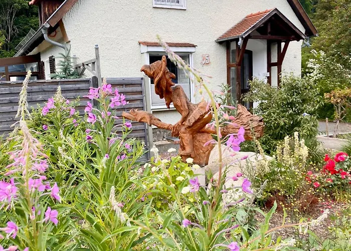 Traumhaus Mit Sauna Und Kamin ثال